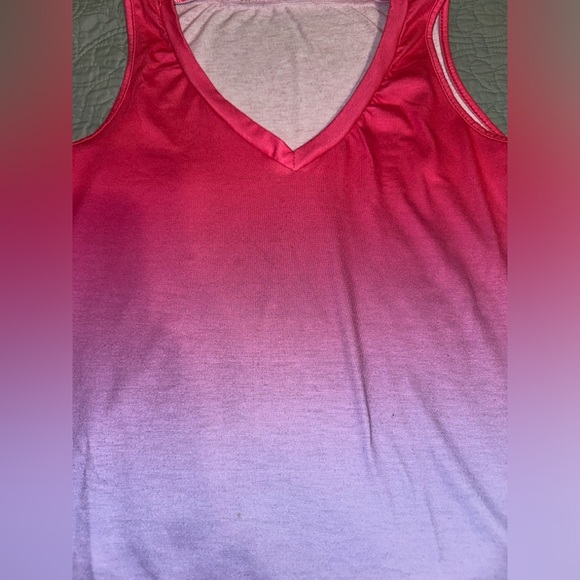Tank Tops - Picture 4 of 5